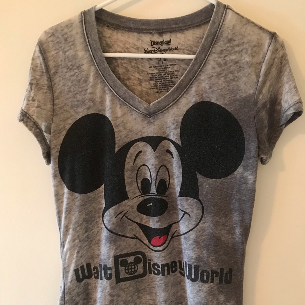 Mickey Mouse vneck